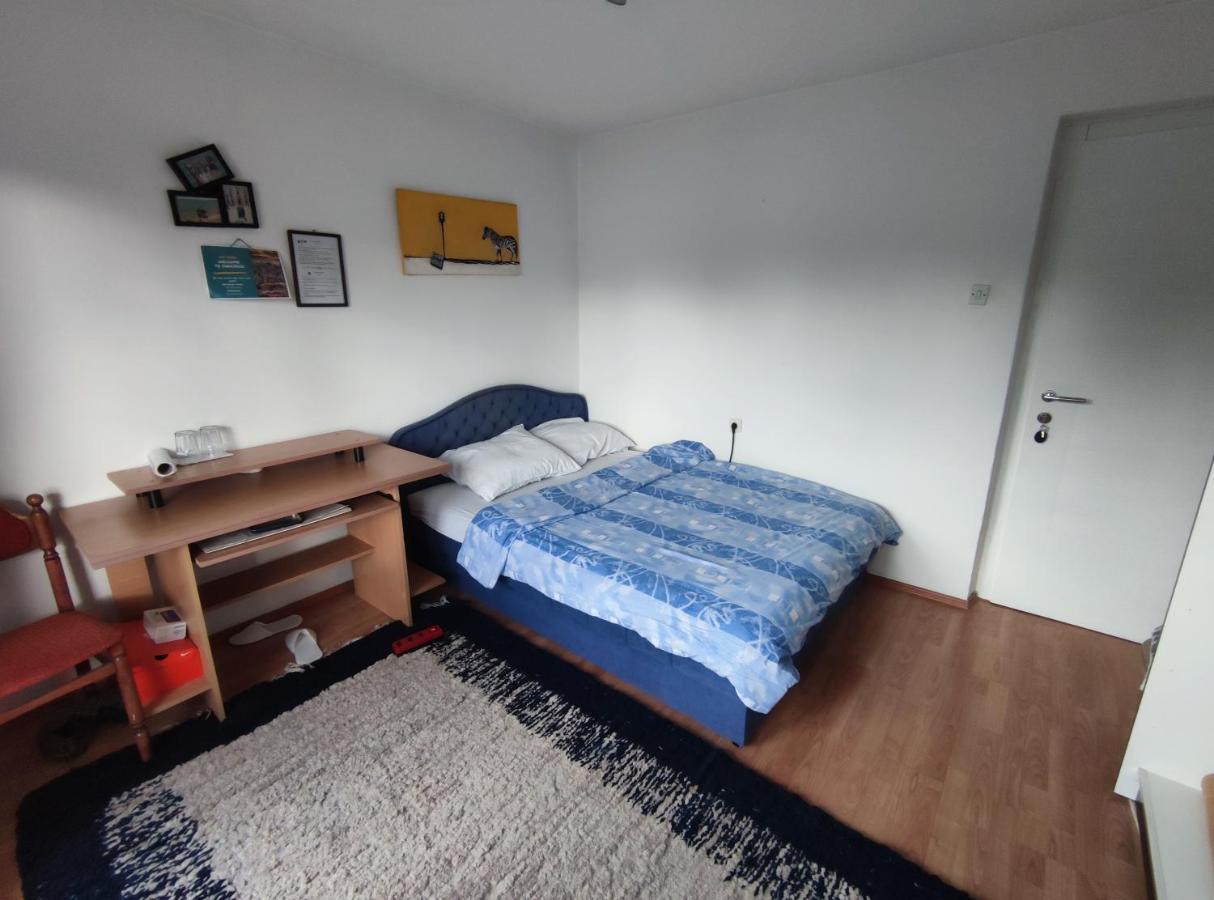 Cozy Room With A Balcony Сараево Экстерьер фото