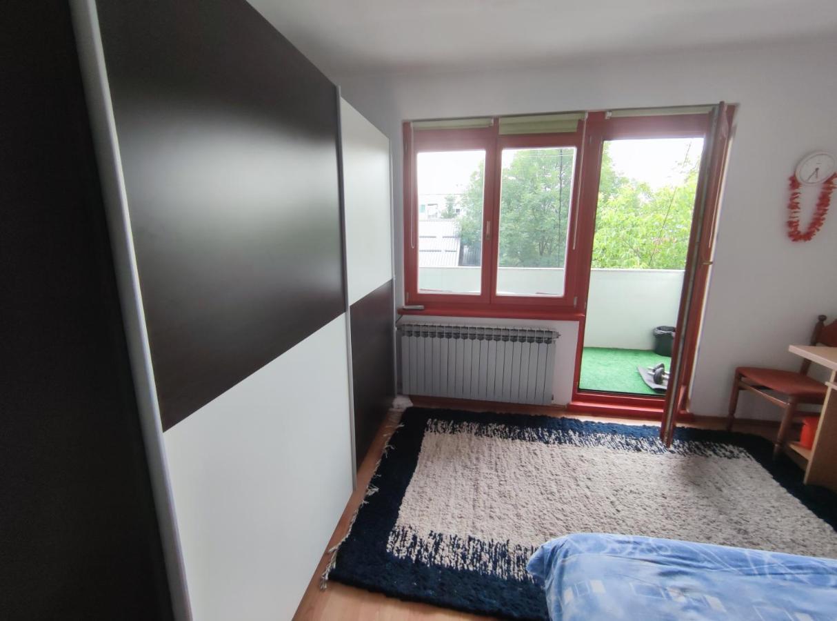 Cozy Room With A Balcony Сараево Экстерьер фото